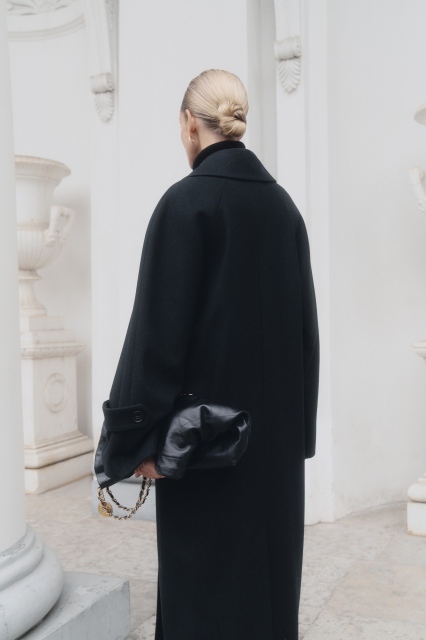 Черное пальто-тренч из шерсти с кашемиром