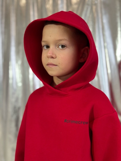 Детский спортивный костюм в красном цвете