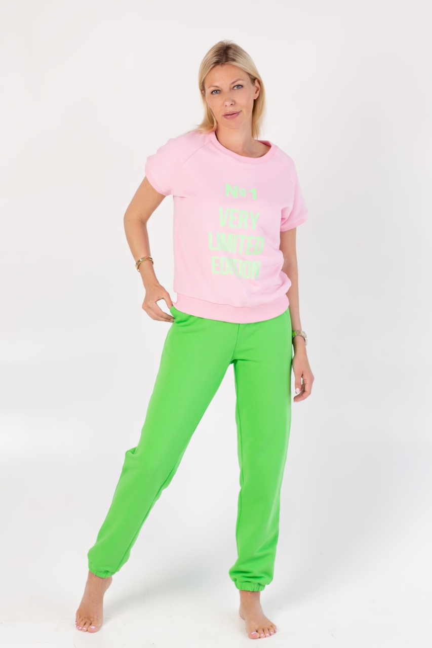 Костюм зелено-розовый штаны и свитшот с укороченным рукавом