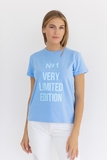 Голубая футболка с глитерным принтом