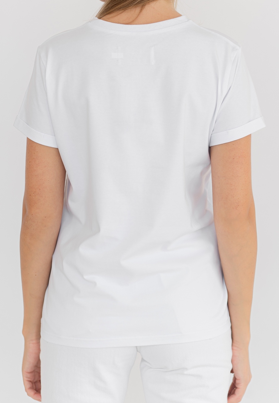 Белая футболка с принтом SKORO BUDU DOMA